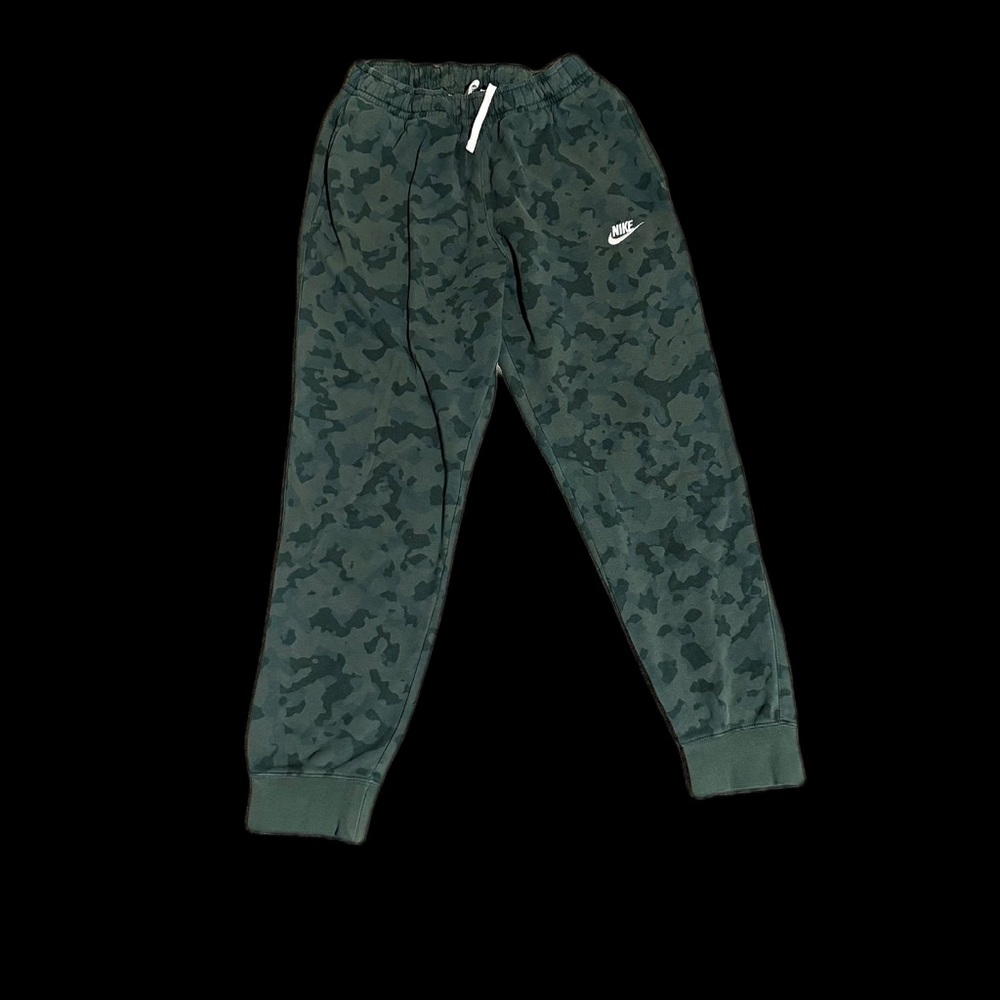 Nike Green Joggers Relaxed Fit Sweatpants